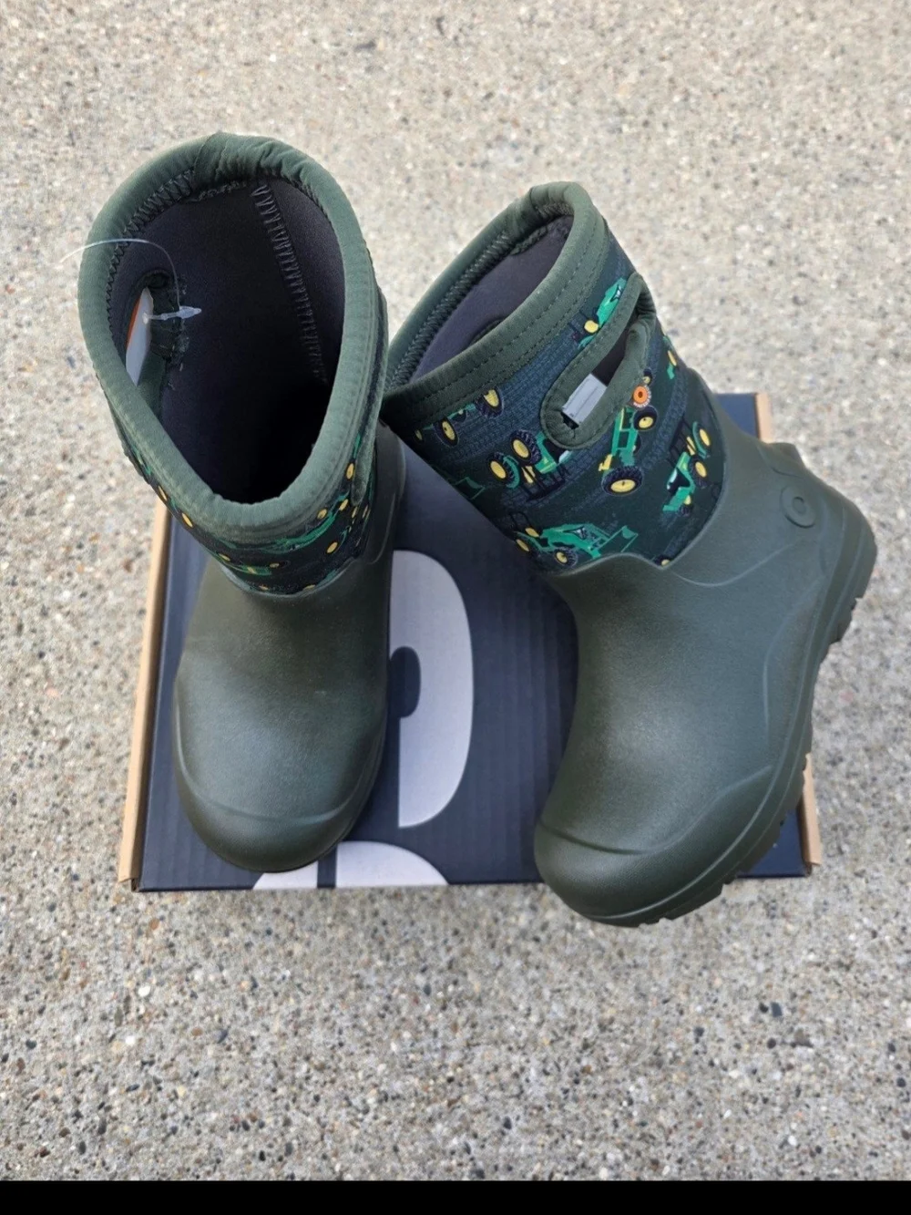 Bogs Green Waterproof Pull-On Boots Big Boys 3
